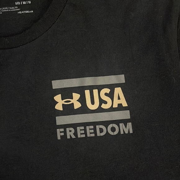 ❗️FINAL SALE❗️Men’s Under Armour Tee - Picture 3 of 6